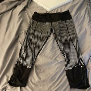 Lululemon Parallel Stripe Runday Crops - Size 12